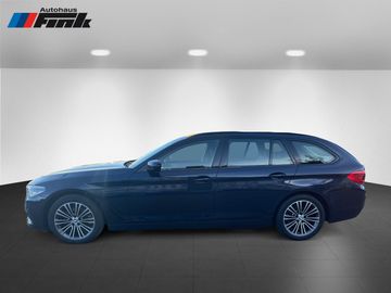 BMW 520d xDrive Touring Sport Line Head-Up LED RFK