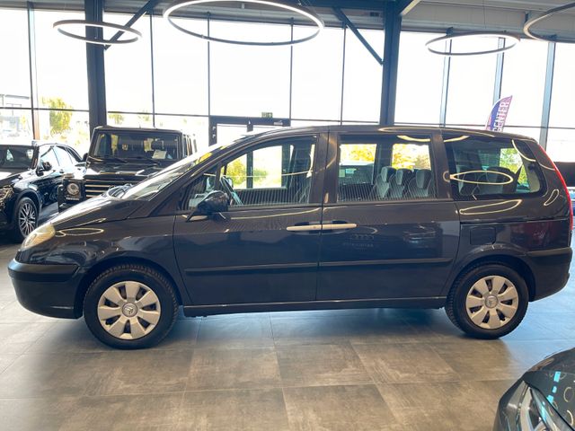 MYAUTOCENTER – Gebraucht- und Jahreswagen mit Werkstattservice in Pfaffenhofen Citroën C8 2.0 16V Tendance *2. Hand*Klima*7-Sitzer*PDC*