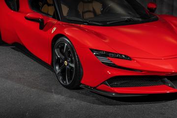 2019 Ferrari SF90 缩略图 42