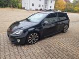 Volkswagen Golf 6 GTI Adidas Edition 2,0 TSI / DSG - Volkswagen Golf: GTI Adidas