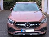 Mercedes-Benz GLA 180 - roségold mit Rückfahrkamera - Mercedes-Benz GLA 180 aus 2023