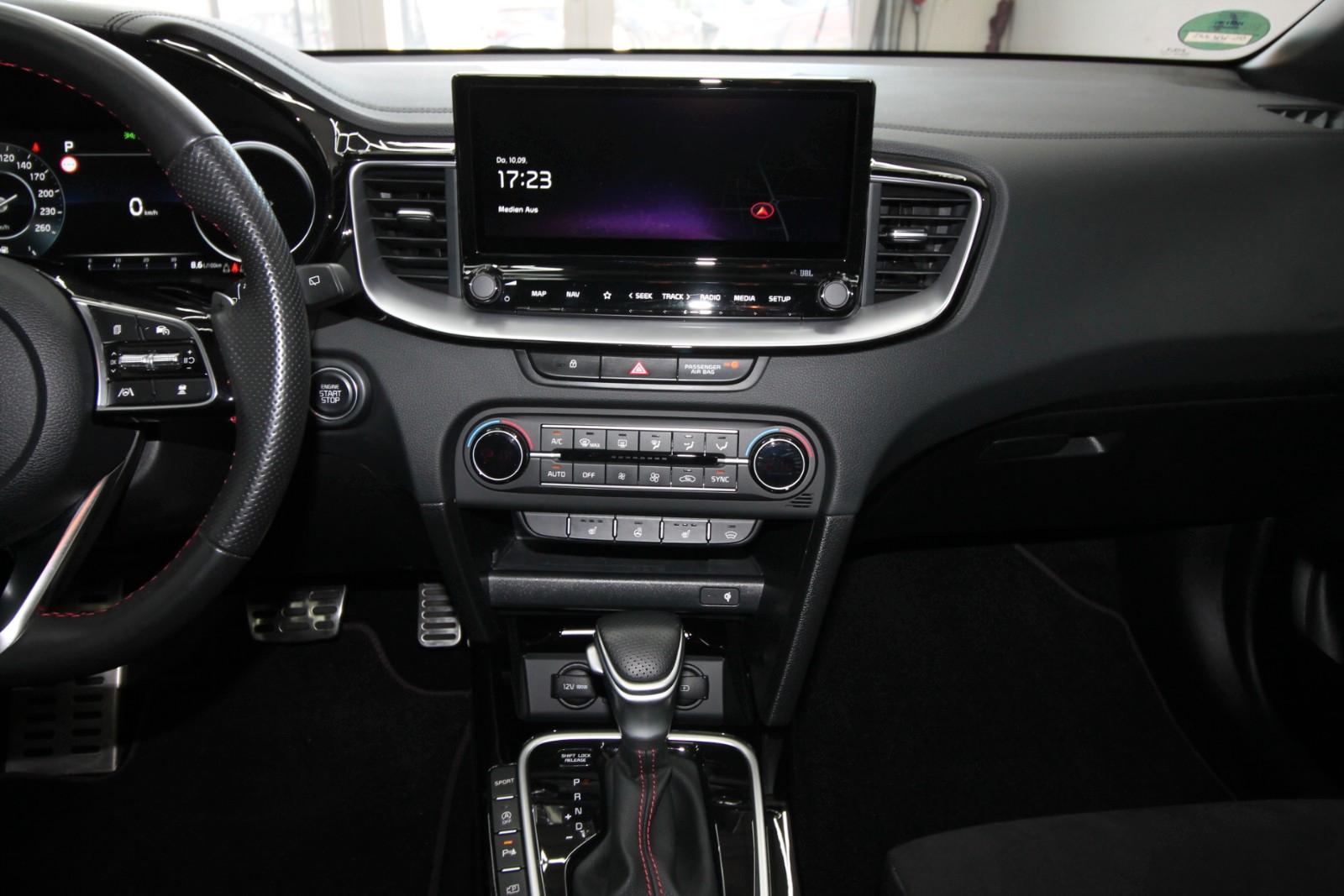 Kia ProCeed GT 1,6 T-GDi LED Virtual ACC Kamera Klap