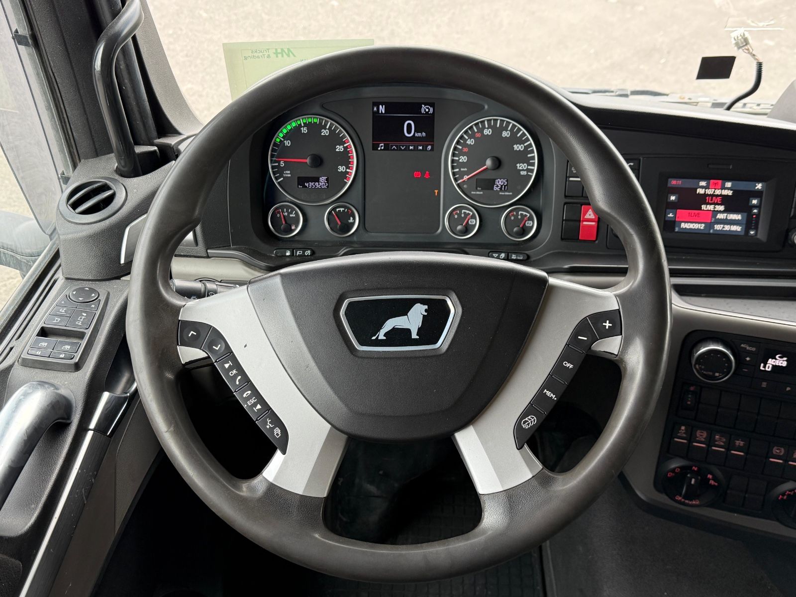 Fahrzeugabbildung MAN TGS 18.430 SZM 4x4 Blatt/Luft Kipphydraulik