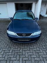 Opel Vectra B Edition 100 - Opel Vectra aus 1999: B