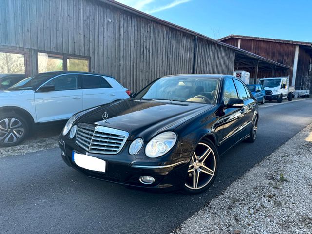 Mercedes-Benz E 280 CDI lim. **LEDER/NAVI/SHZ/SCHIEBEDACH**