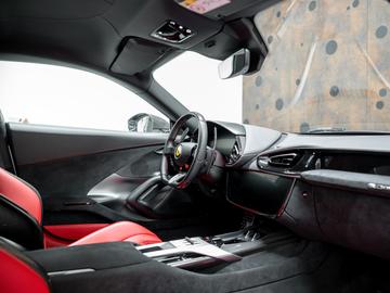 2025 Ferrari 12CILINDRI 缩略图 16