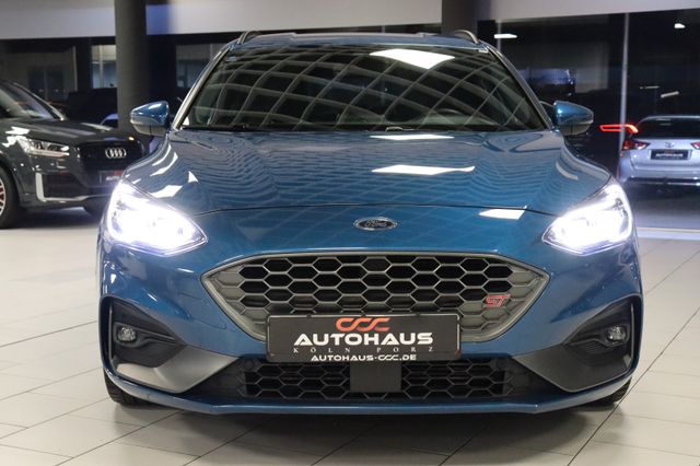 Fahrzeugabbildung Ford Focus Turnier ST 2.3 Eco Performance |1HAND|B&O|