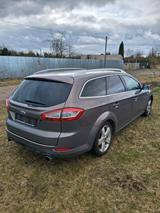 Ford Mondeo 2,0 EB 176kW Titanium Turnier PowerSh... - Ford Mondeo von privat