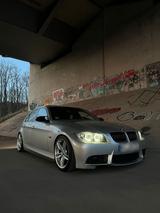 BMW E90 330i N52 Guter Zustand *TÜV* Tausch - BMW 330 aus 2005: 330i
