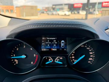 Ford Kuga - 12