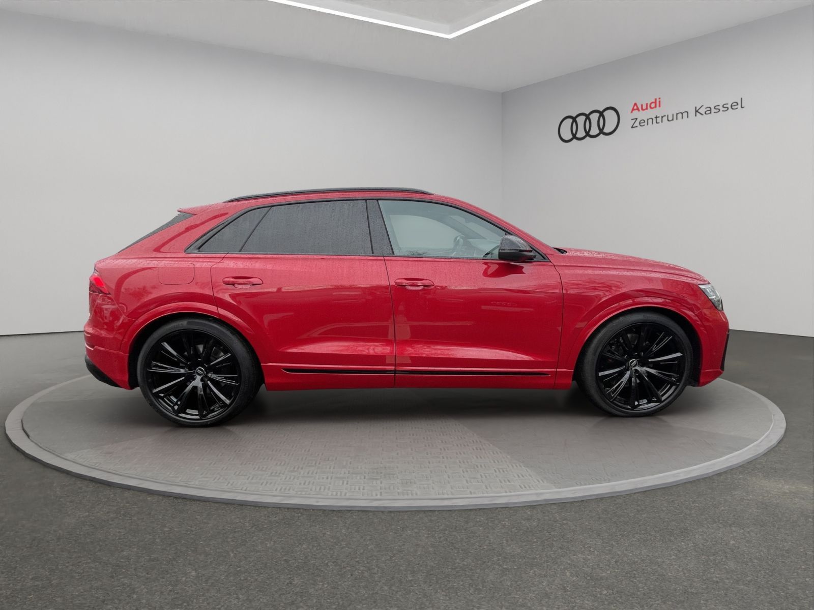 Audi SQ8 - Bild 9