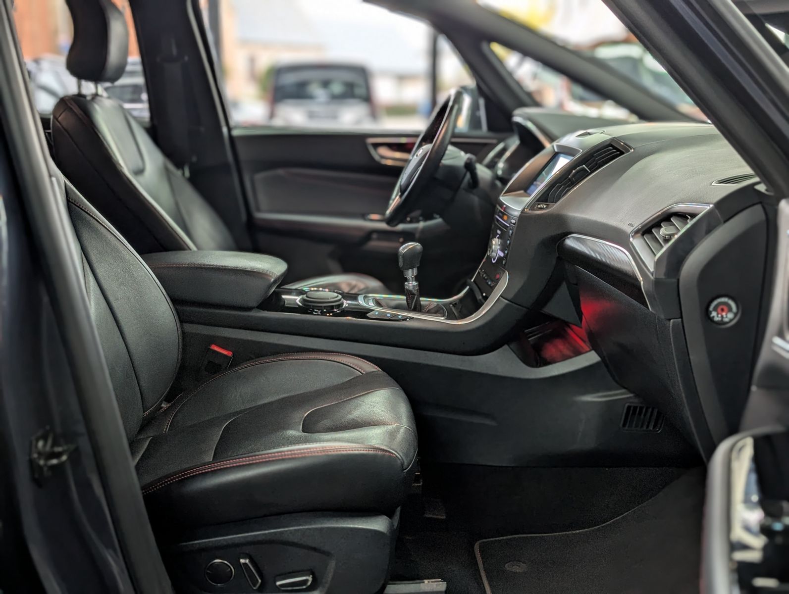 Fahrzeugabbildung Ford S-MAX ST-Line KAM SPORT ACC LED APP AHK MEMO SHZ