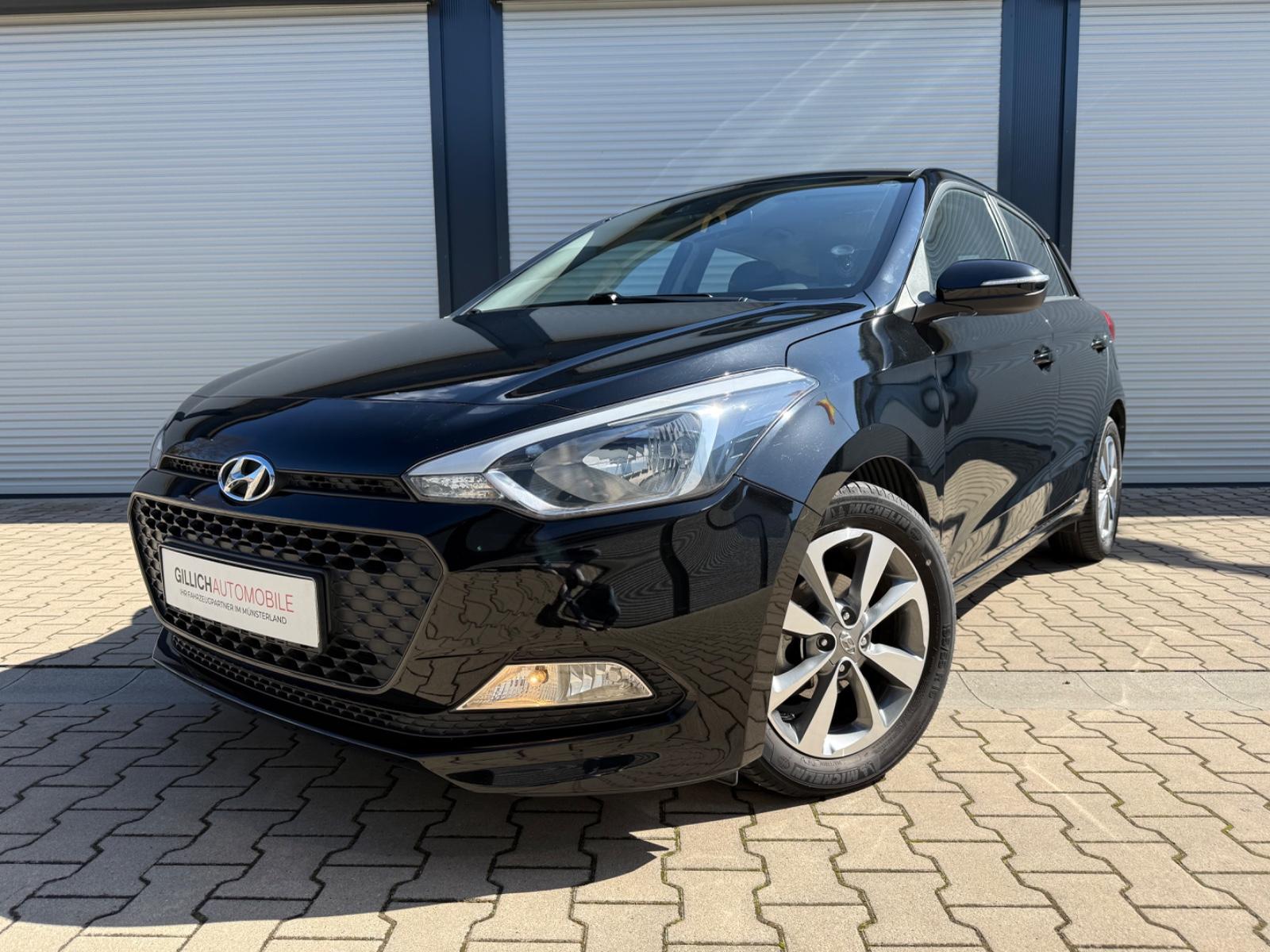 Hyundai i20 YES! Scheckheft gepfl. 8-Fach TÜV Neu