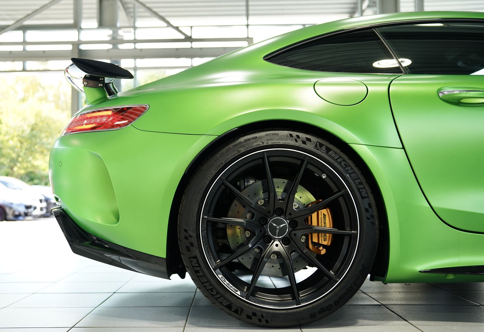Mercedes Benz Amg Gt R