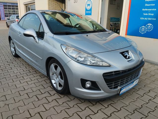 Peugeot 207 CC Cabrio Premium 1.Hand TÜV-AU 12-2026