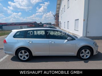 Volkswagen Golf - 11