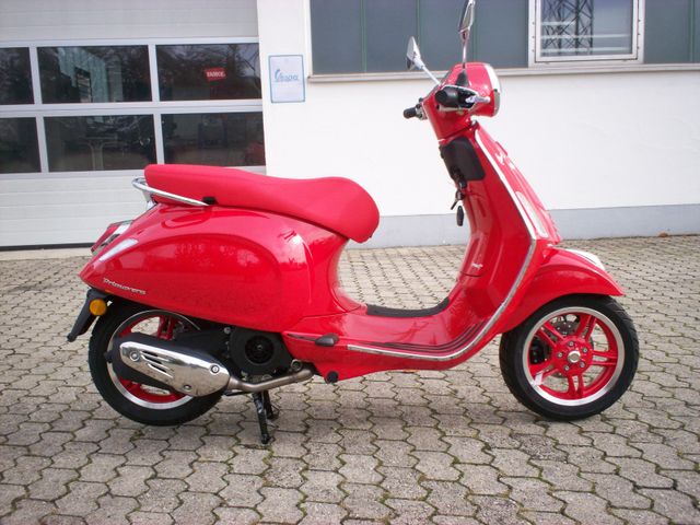 Vespa Herbstaktion Primavera 50 Red My 24