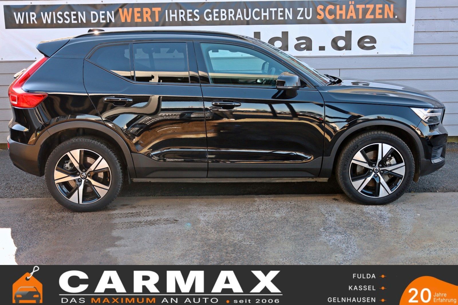 Fahrzeugabbildung Volvo XC40 Plus Recharge,T.Leder,Navi,LED,Kamera,SH