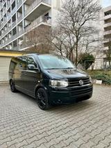 Volkswagen T5 Multivan Highline - Volkswagen T5 Multivan in Frankfurt (Main)
