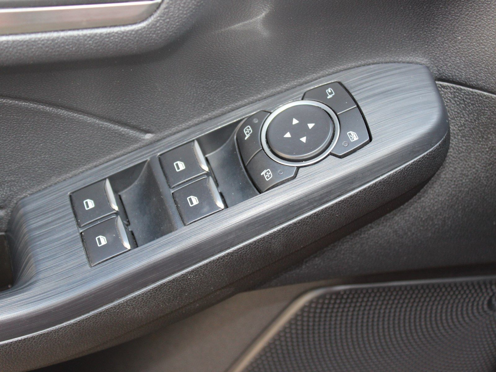 Fahrzeugabbildung Ford Kuga Plug-In Hybrid Titanium X 2,5 Duratec