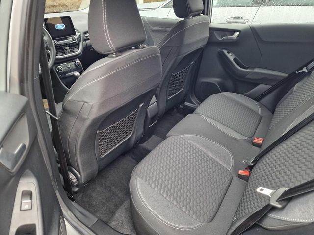 Fahrzeugabbildung Ford Puma Titanium, Winterpaket,Allwetterr.