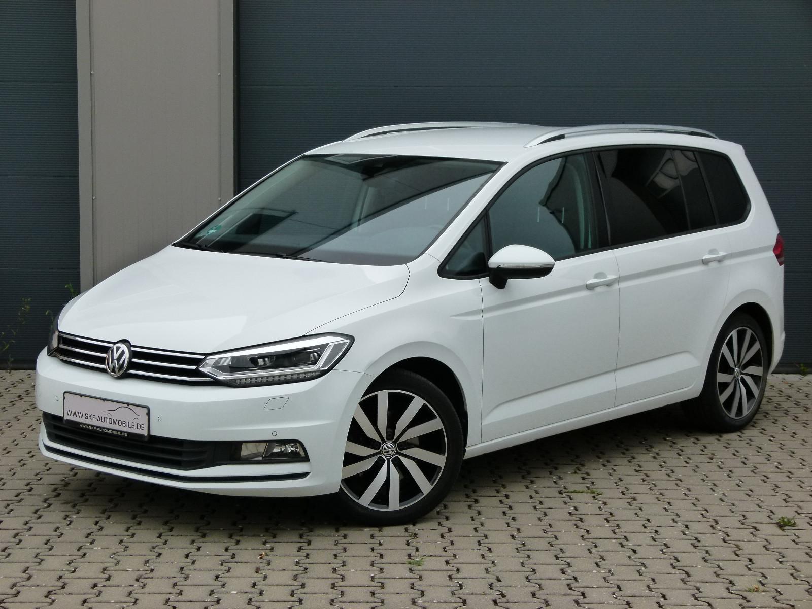 Volkswagen Touran 2,0TDI ACC LED AHK Kamera Navi Standheiz