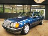 Mercedes-Benz 260E W124 Automatik/SSD/LM-Felgen - Mercedes-Benz aus 1988: W124