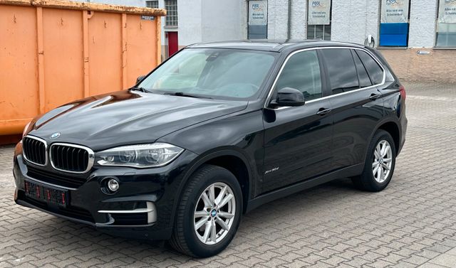 BMW X5 XDRIVE30D BUSINES/PANORAMA/LED