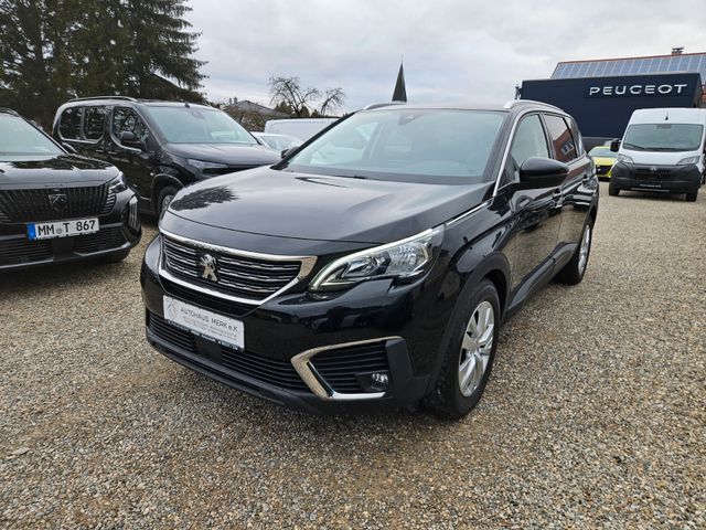 Peugeot 5008 Active, 8-fach bereift,