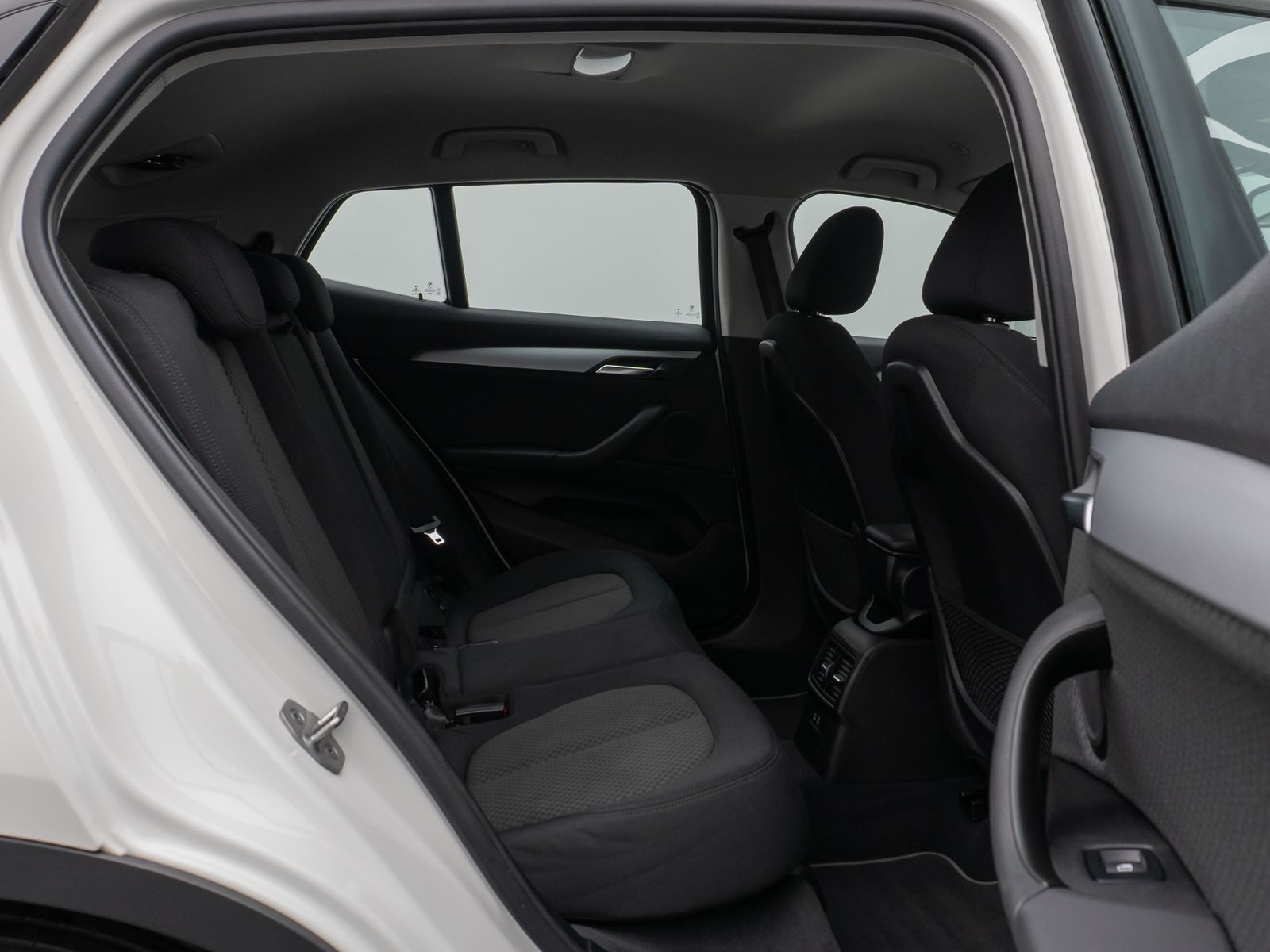 Fahrzeugabbildung BMW X2 sD18i Kamera DAB Geschwindig LED Navi ParkAss