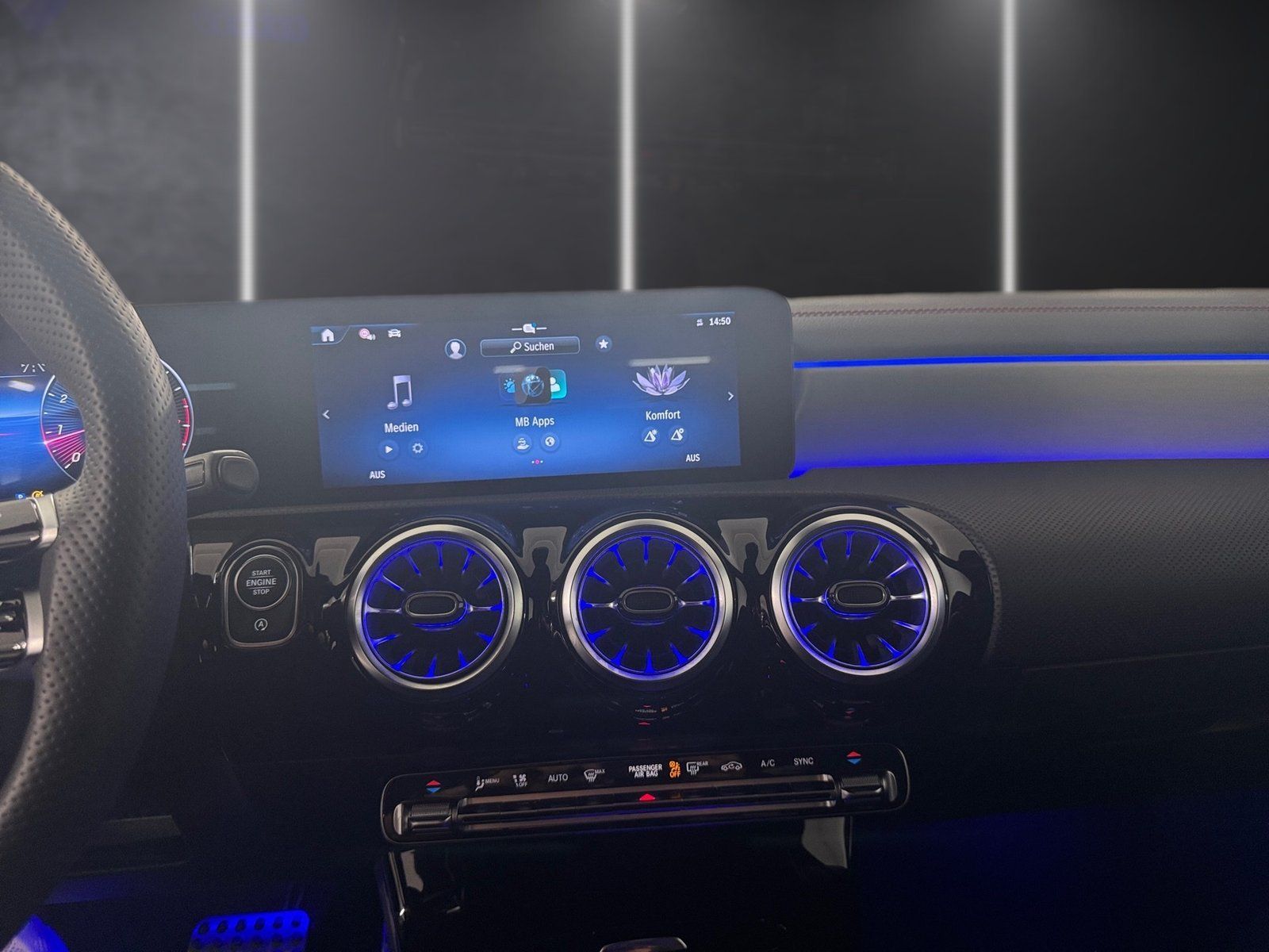 Fahrzeugabbildung Mercedes-Benz CLA 250 4M AMG*Burmester*Night*19"*Totwinke*LED*