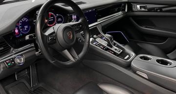 Porsche Panamera - 8