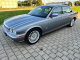 Jaguar XJ8 Facelift (X356) LWB gepflegt aus Rentnerhand - graue Jaguar XJ8