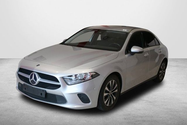 MERCEDES-BENZ Mercedes-benz A 180 d Automatic Business