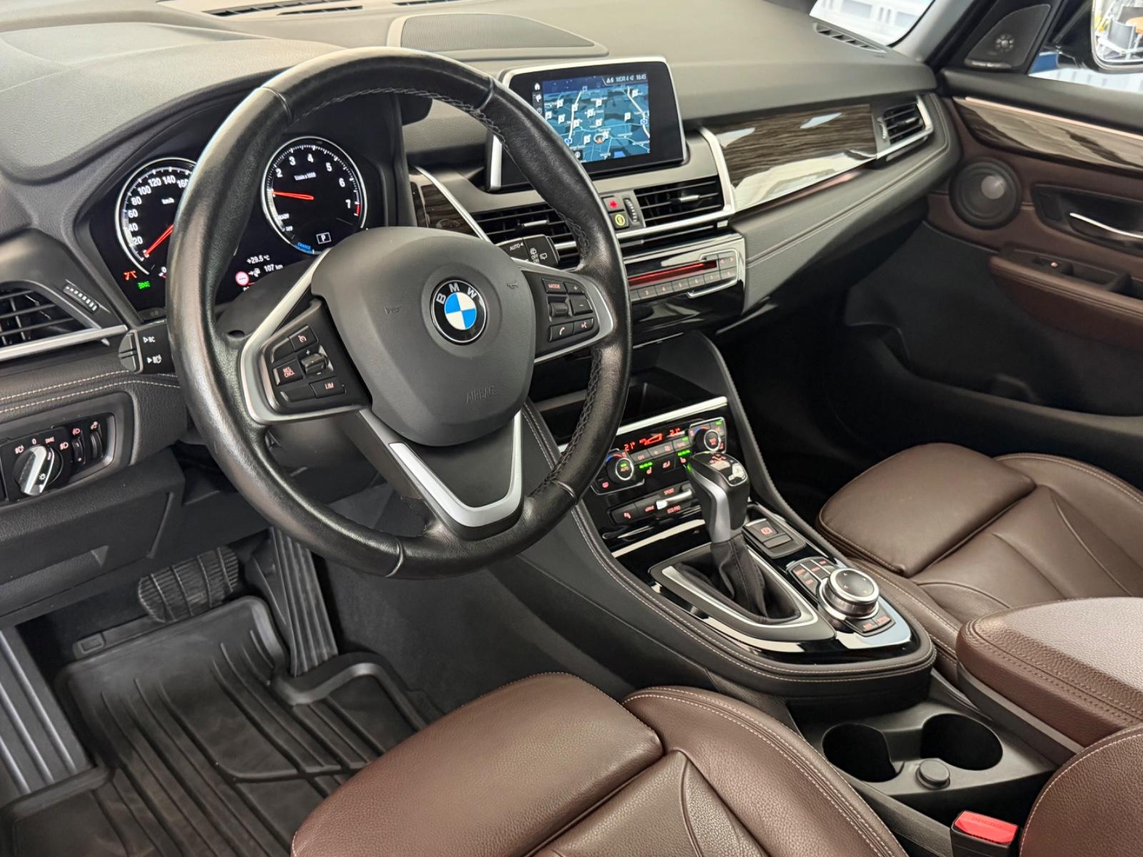 BMW 225 XE*LUXURY*PANO*LEDER*KAM*HARMAN*MEMORY*KEY*