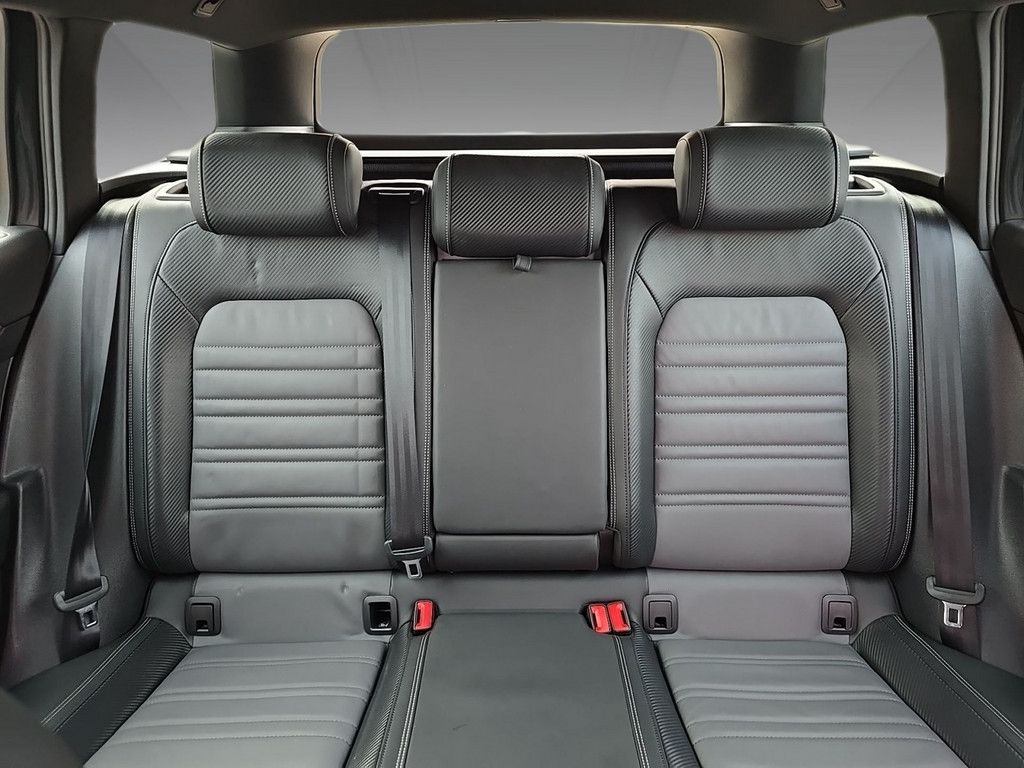 Volkswagen Passat Variant 1.5 TSI Elegance Elegance R-Line foto 14