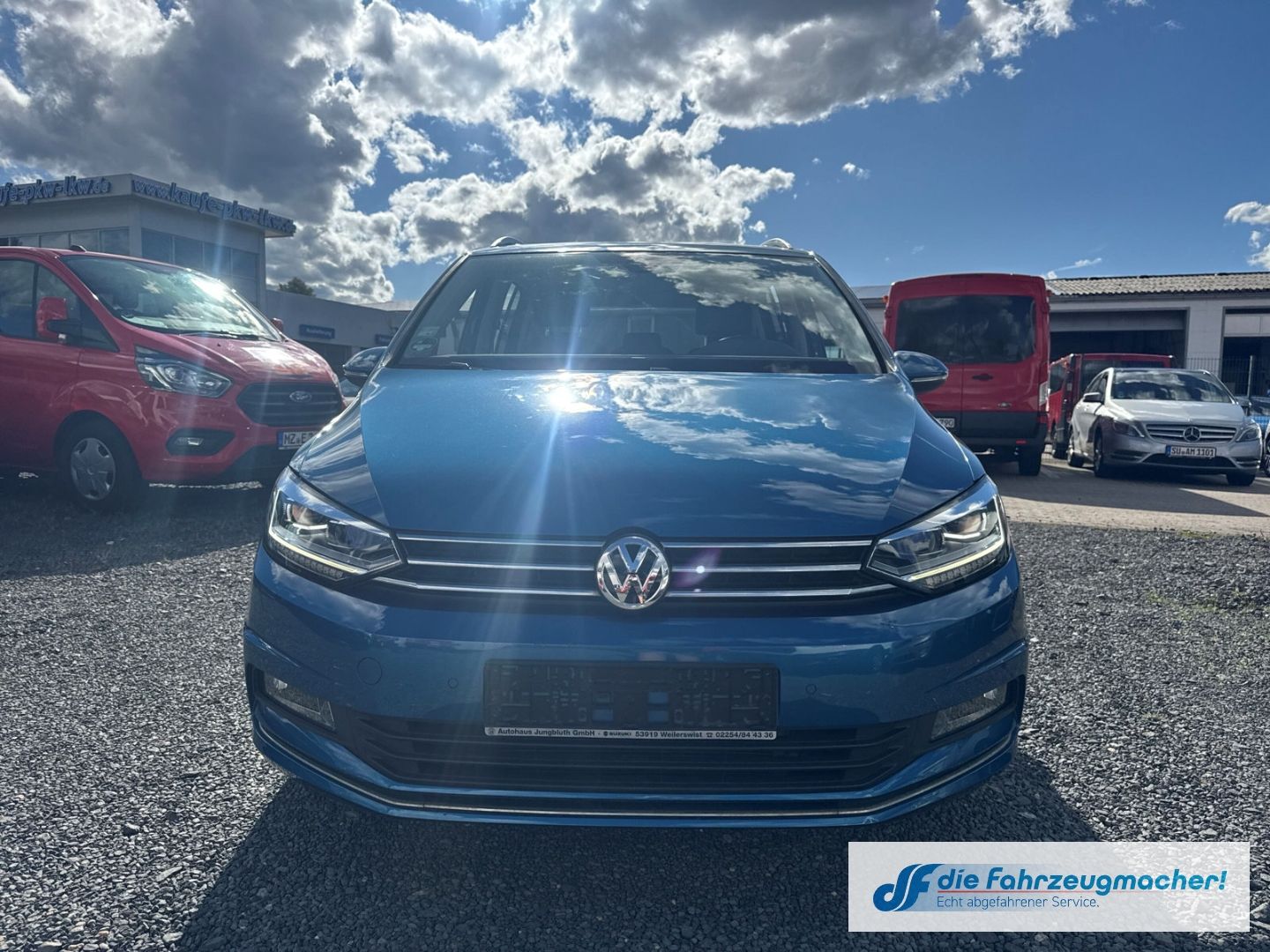Fahrzeugabbildung Volkswagen Touran Highline 2,0TDi Pano *EXPORT