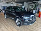 Volkswagen T-Roc Sport/DSG/NAVI/AHK/LED/TEMPOMAT' - Volkswagen T-Roc aus 2021