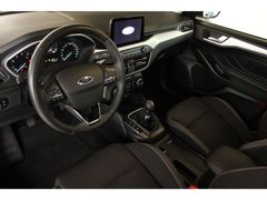 Fahrzeugabbildung Ford Focus Cool & Connect,Top-Ausstattung,Top