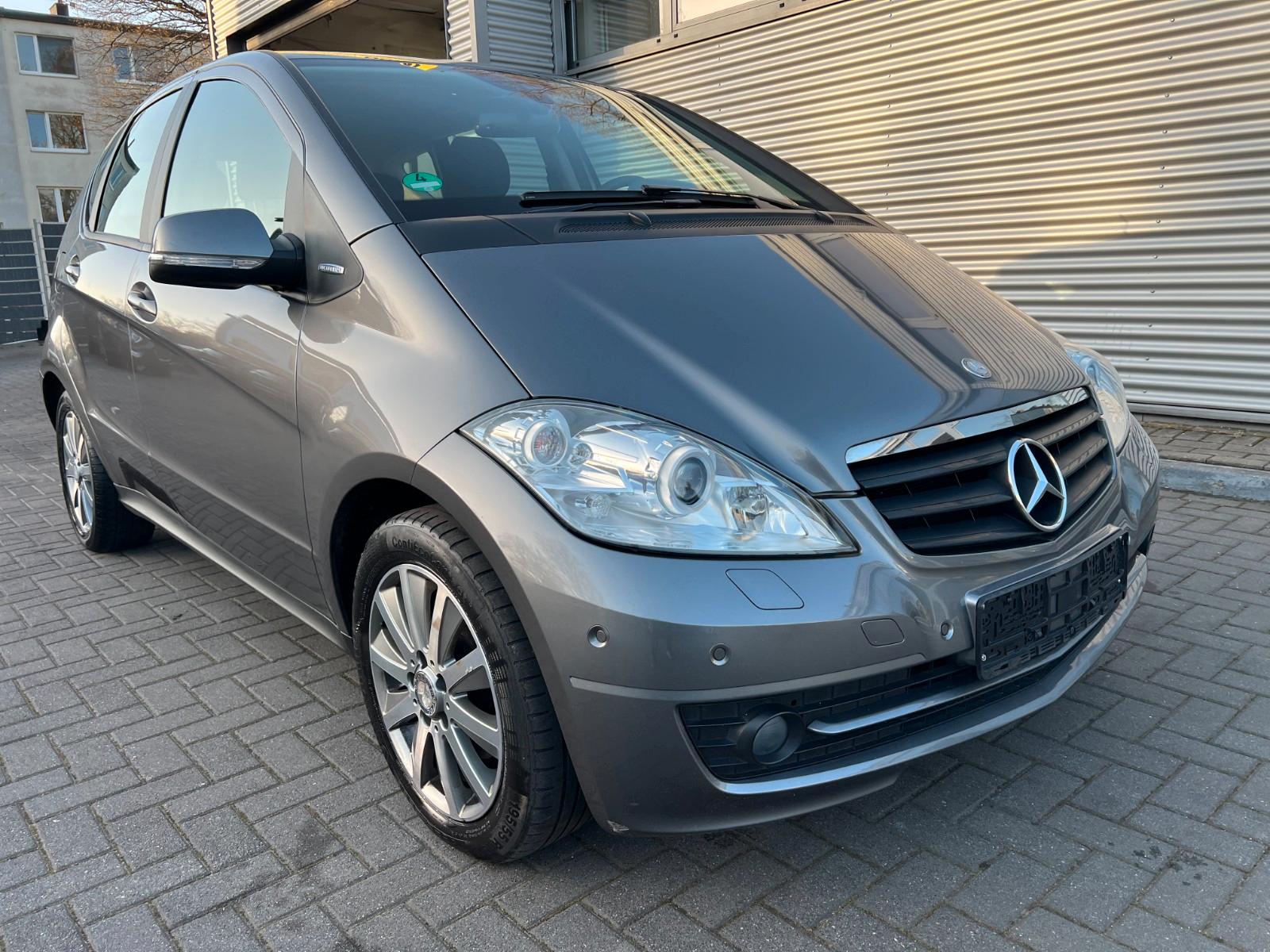 Mercedes-Benz A 180 A 180/PDC/Sitzheizung