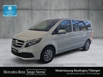 Mercedes V 220 - 1
