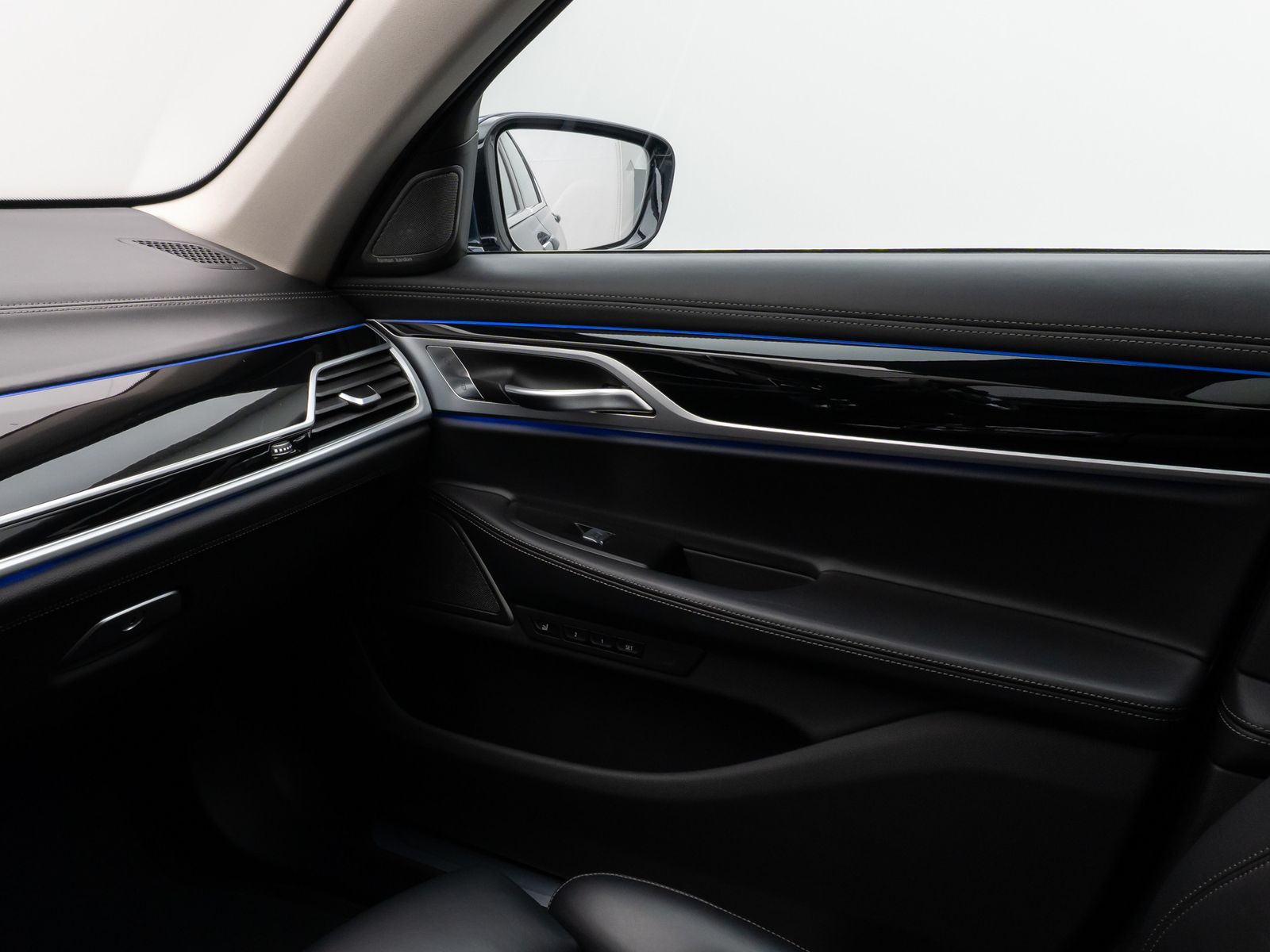 Fahrzeugabbildung BMW 750Li xD 360°Panorama Laser HUD H/K Massage ACC