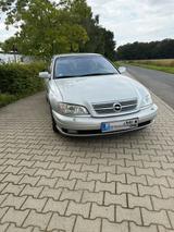 Opel Omega 2.2 Design Edition-Bastlerfahrzeug - Opel Omega: Design Edition