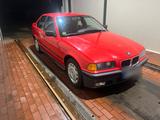 BMW 316 Rentner Fahrzeug 98011km - BMW 316 aus 1992