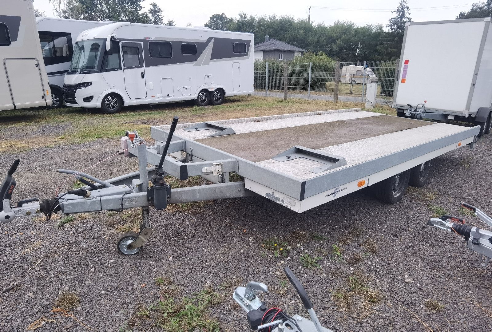 Fahrzeugabbildung Frankenstein AHK 4722-350 Fahrzeugtransporter 3500 kg
