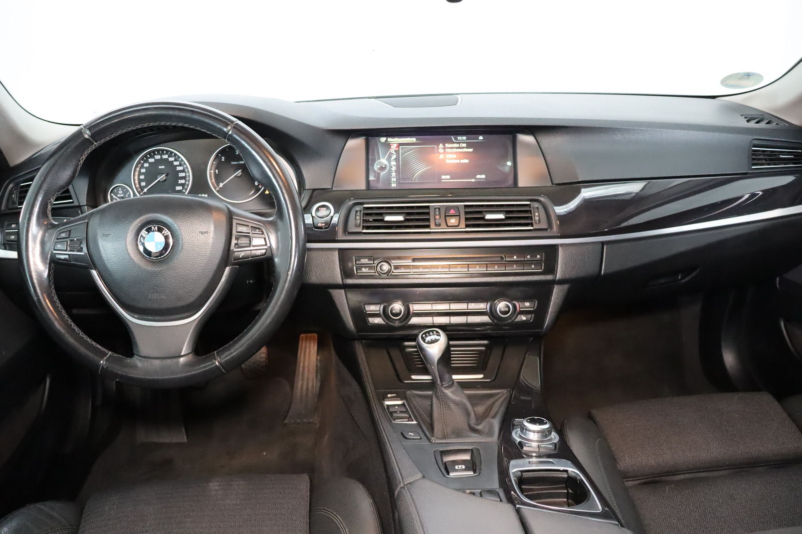 Fahrzeugabbildung BMW 525 d Touring * Navi * Bi-Xenon * Keyless *