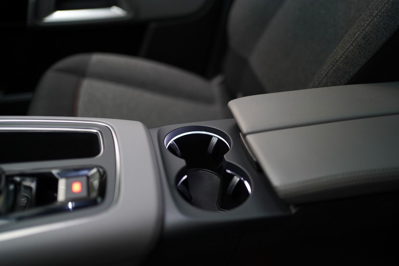 Fahrzeugabbildung Citroën C5 Aircross PureTech 180 EAT8 Feel Automatik AHK