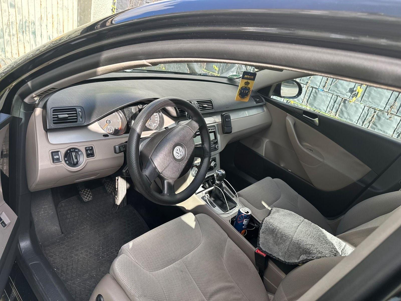 Volkswagen Passat 2010 — photo 10