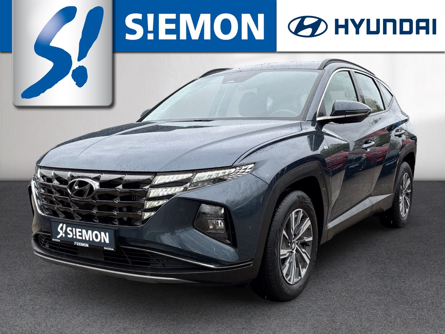 Hyundai TUCSON - 1