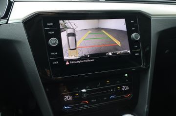 Volkswagen Passat 2.0 TDI Elegance ACC+KAM+MATRIX+AHK